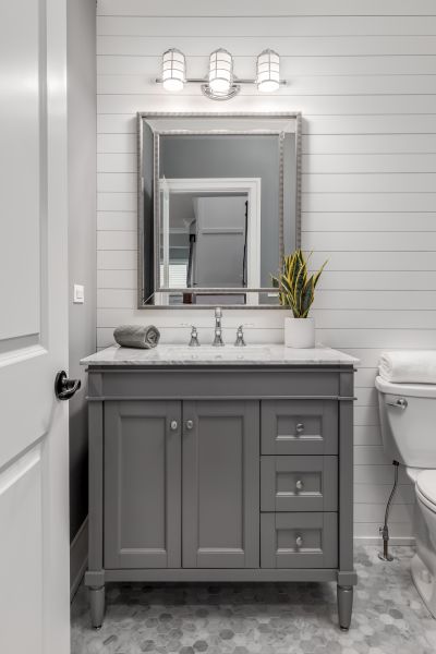 Vanity Refacing in Marshall